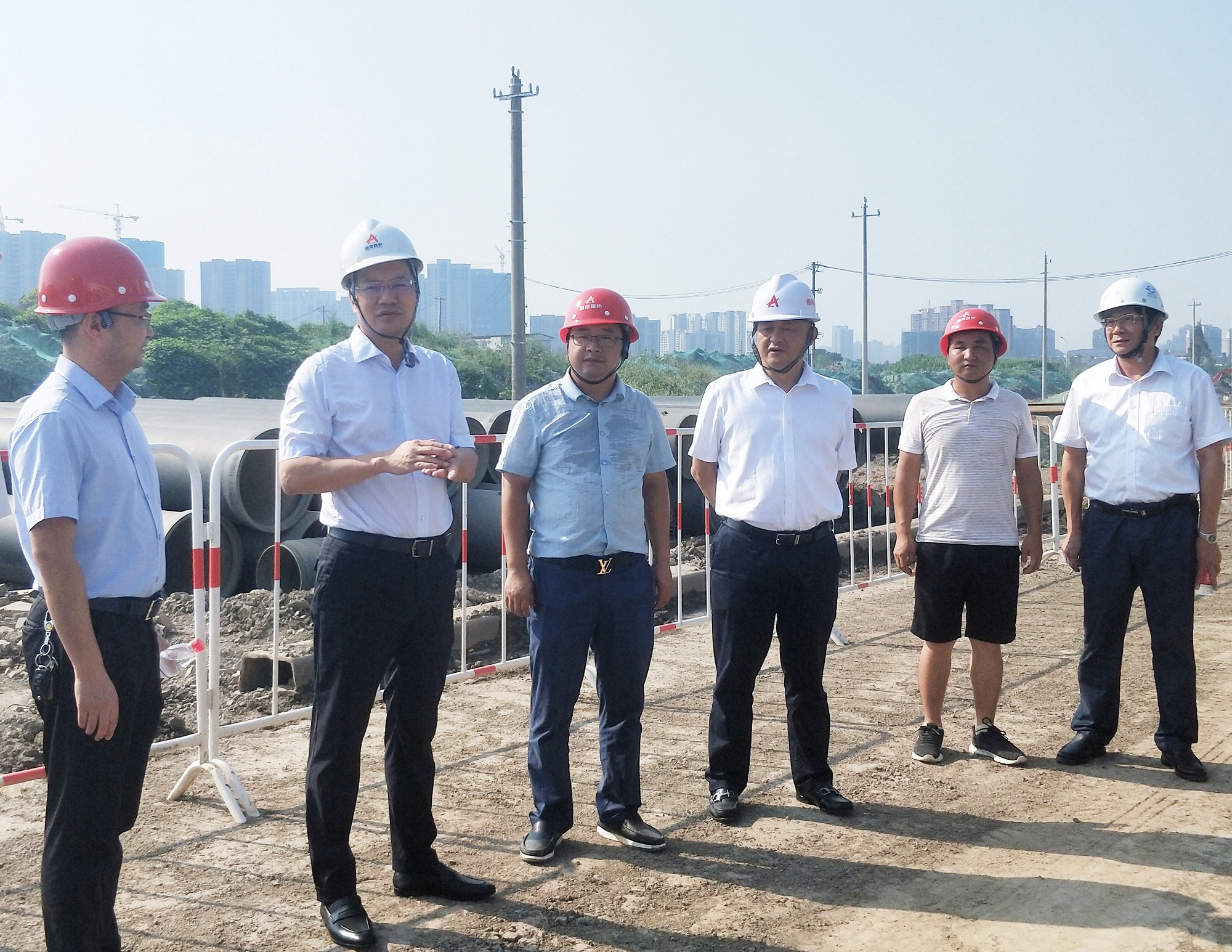 20200831127692.jpg 楊宏偉調(diào)研荊州紅門路市政項(xiàng)目_副本_副本.jpg