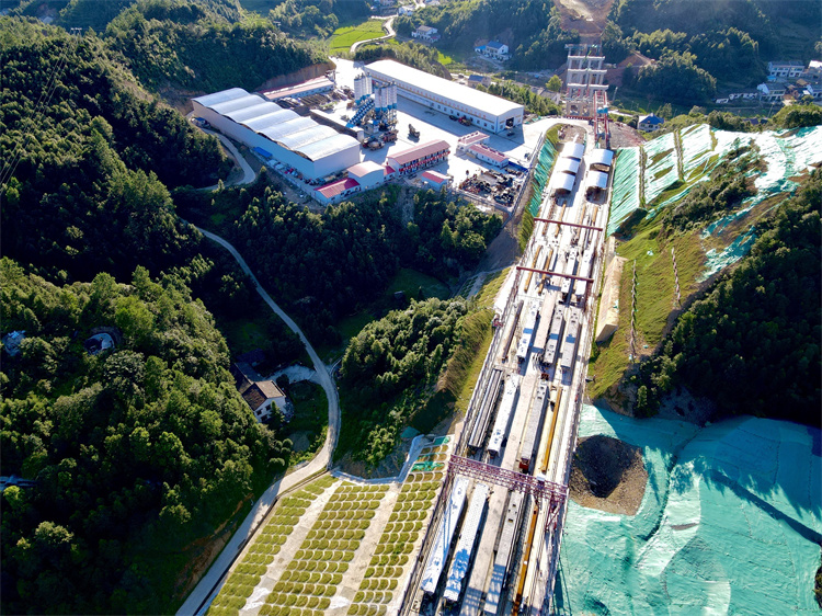 20221128121130.jpg 20221128_101731_015.jpg